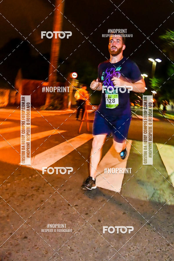 Buy your photos of the eventItu Night Run on Fotop