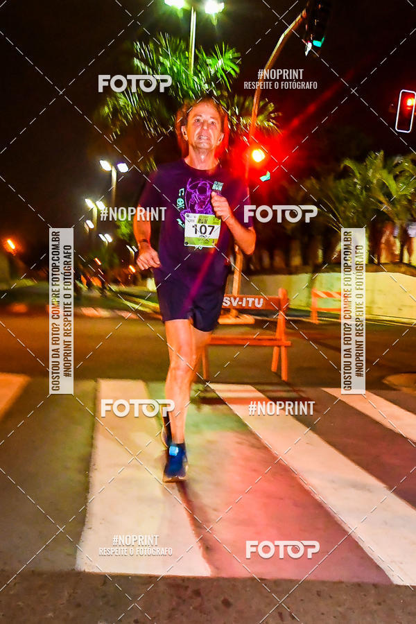 Buy your photos of the eventItu Night Run on Fotop