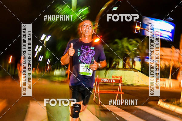 Buy your photos of the eventItu Night Run on Fotop