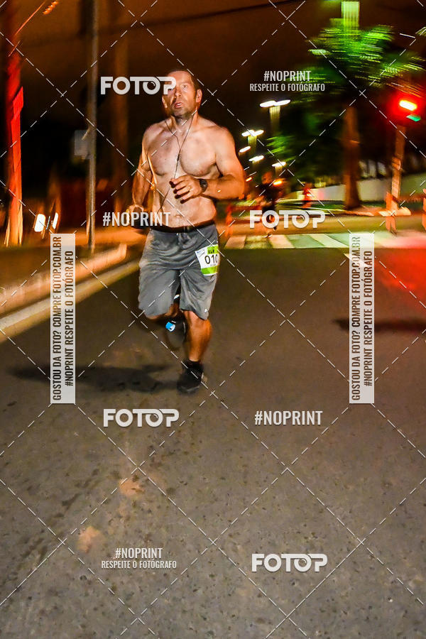 Buy your photos of the eventItu Night Run on Fotop