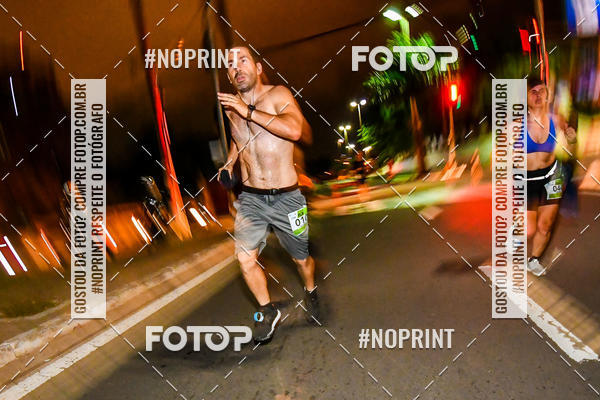 Buy your photos of the eventItu Night Run on Fotop