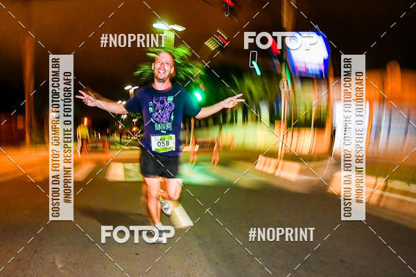 Buy your photos of the eventItu Night Run on Fotop