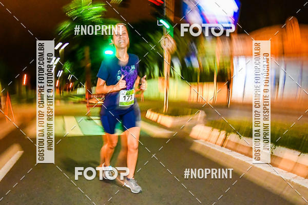 Buy your photos of the eventItu Night Run on Fotop