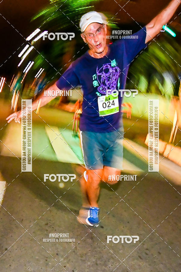 Buy your photos of the eventItu Night Run on Fotop