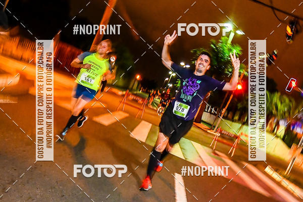 Buy your photos of the eventItu Night Run on Fotop