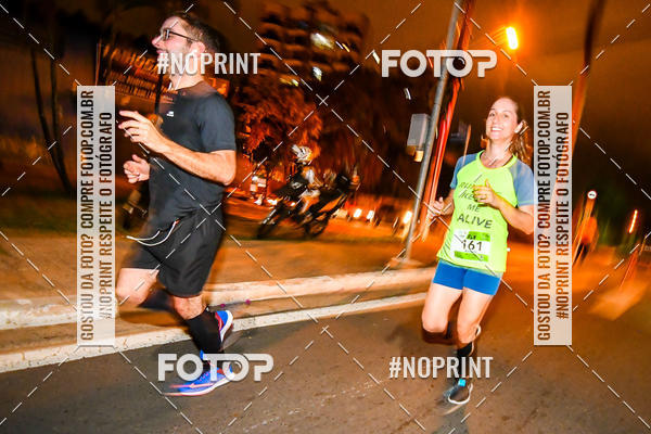 Buy your photos of the eventItu Night Run on Fotop