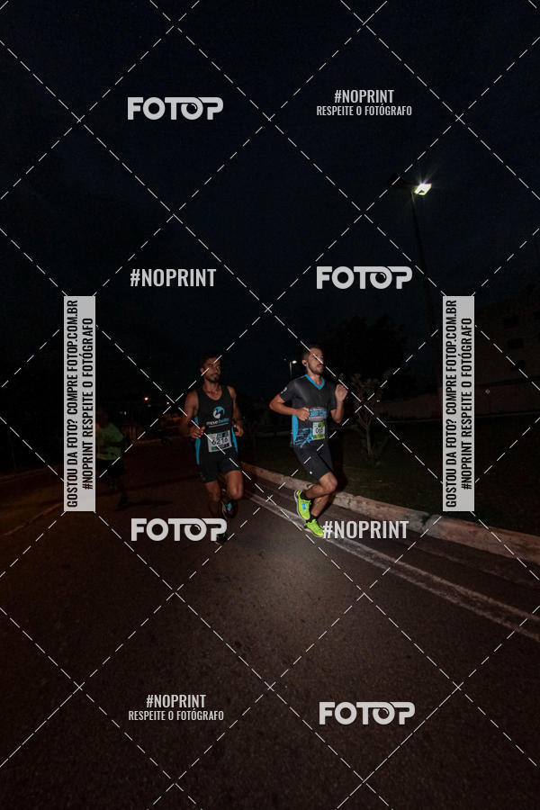 Buy your photos of the eventItu Night Run on Fotop