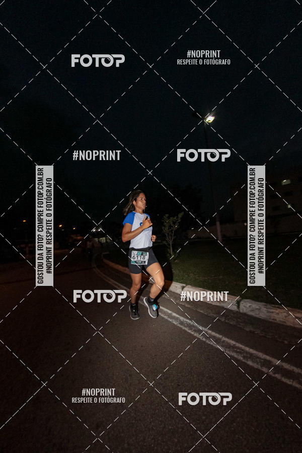 Buy your photos of the eventItu Night Run on Fotop