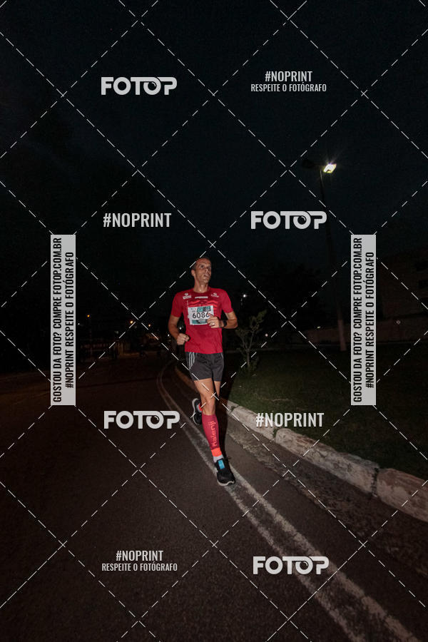 Buy your photos of the eventItu Night Run on Fotop