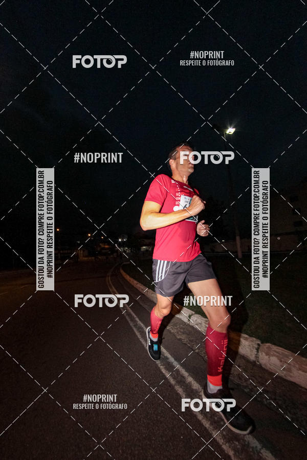 Buy your photos of the eventItu Night Run on Fotop