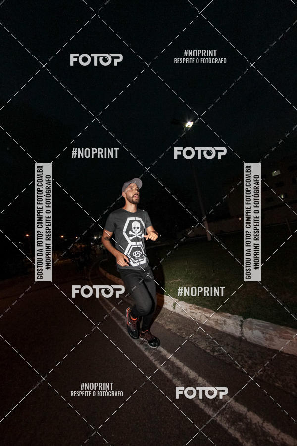 Buy your photos of the eventItu Night Run on Fotop