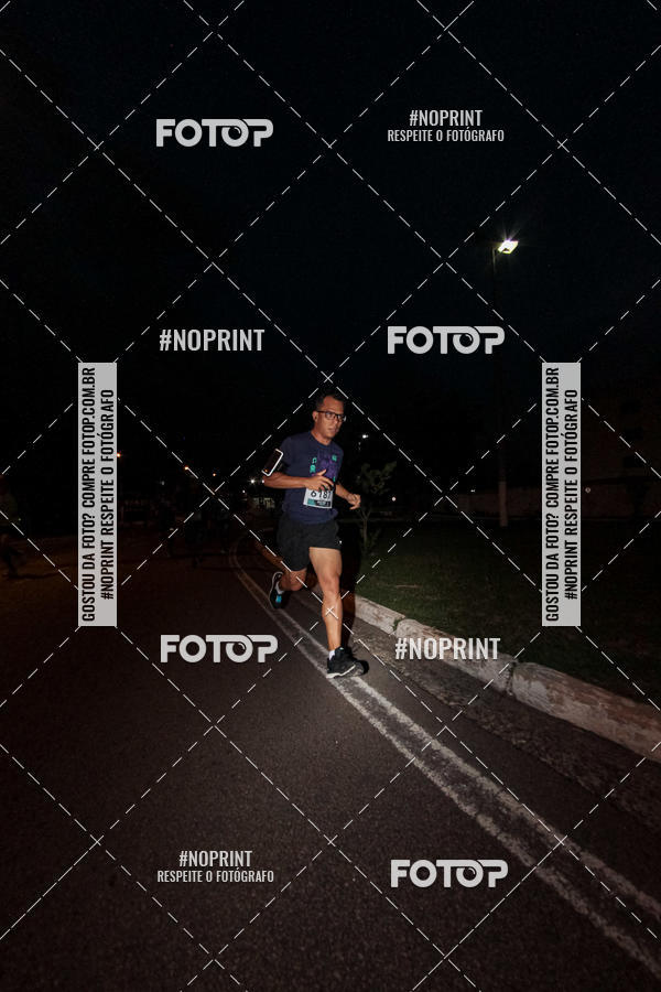 Buy your photos of the eventItu Night Run on Fotop