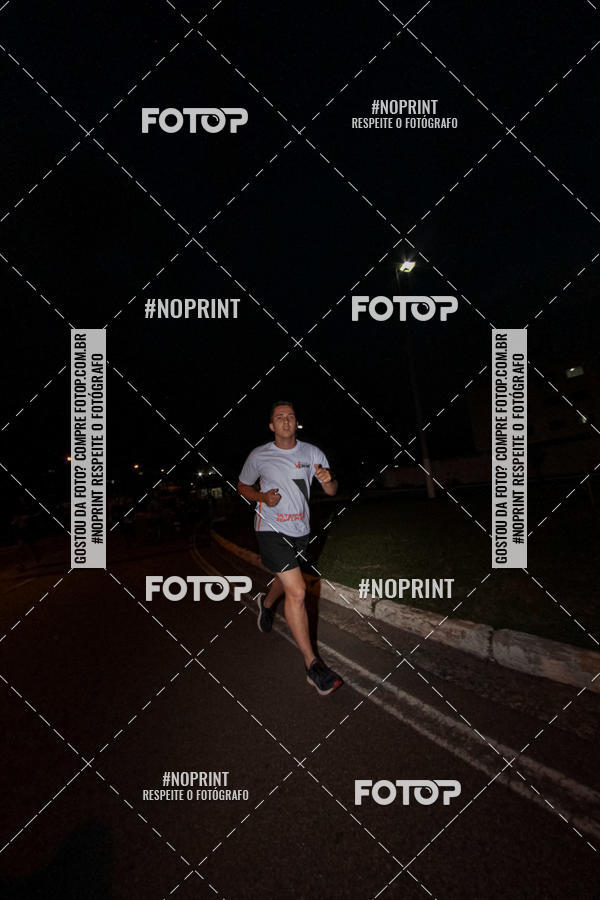 Buy your photos of the eventItu Night Run on Fotop