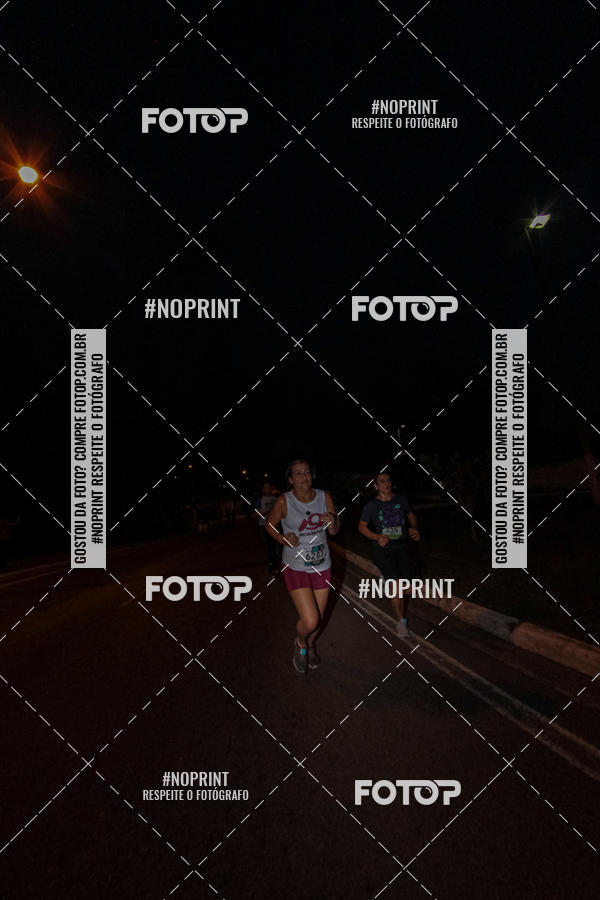Buy your photos of the eventItu Night Run on Fotop