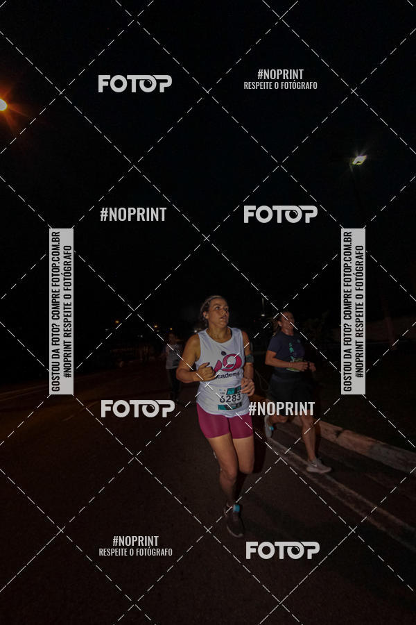 Buy your photos of the eventItu Night Run on Fotop