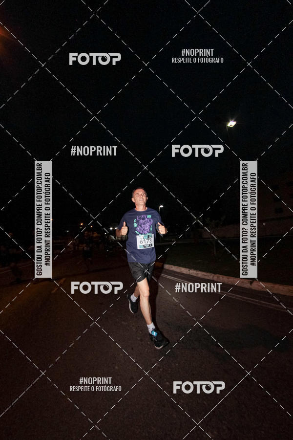 Buy your photos of the eventItu Night Run on Fotop