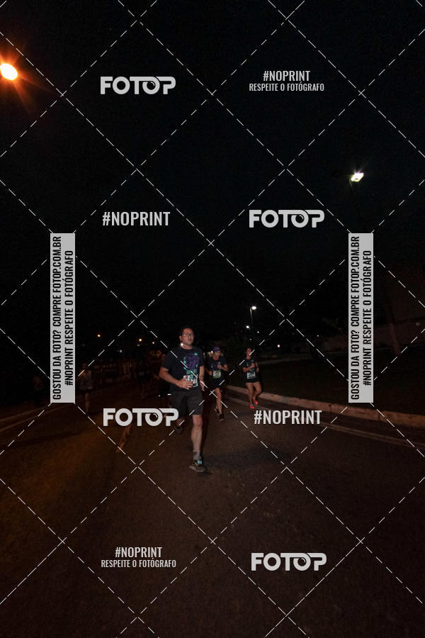 Buy your photos of the eventItu Night Run on Fotop