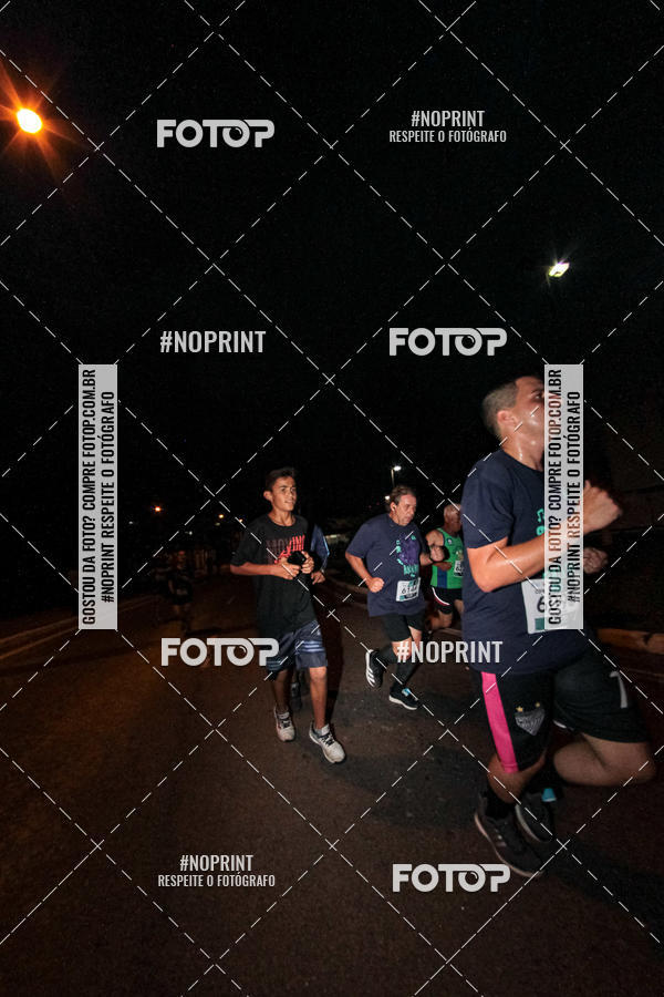 Buy your photos of the eventItu Night Run on Fotop