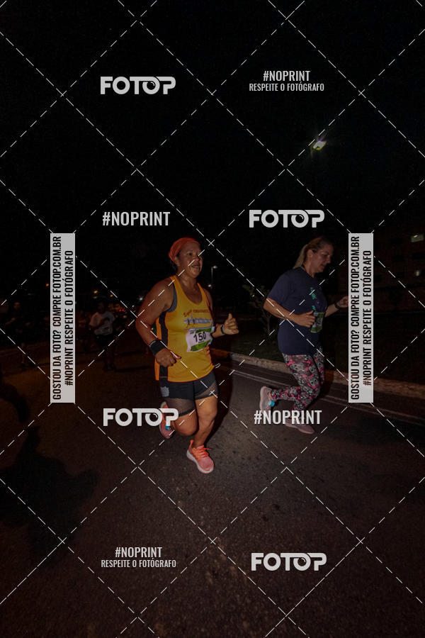 Buy your photos of the eventItu Night Run on Fotop