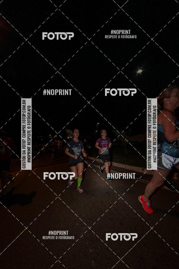 Buy your photos of the eventItu Night Run on Fotop