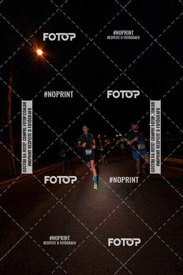 Buy your photos of the eventItu Night Run on Fotop