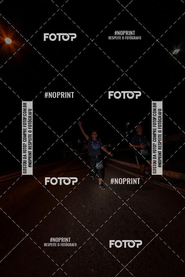Buy your photos of the eventItu Night Run on Fotop