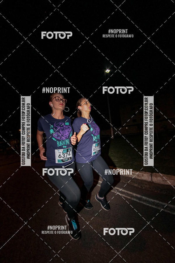 Buy your photos of the eventItu Night Run on Fotop