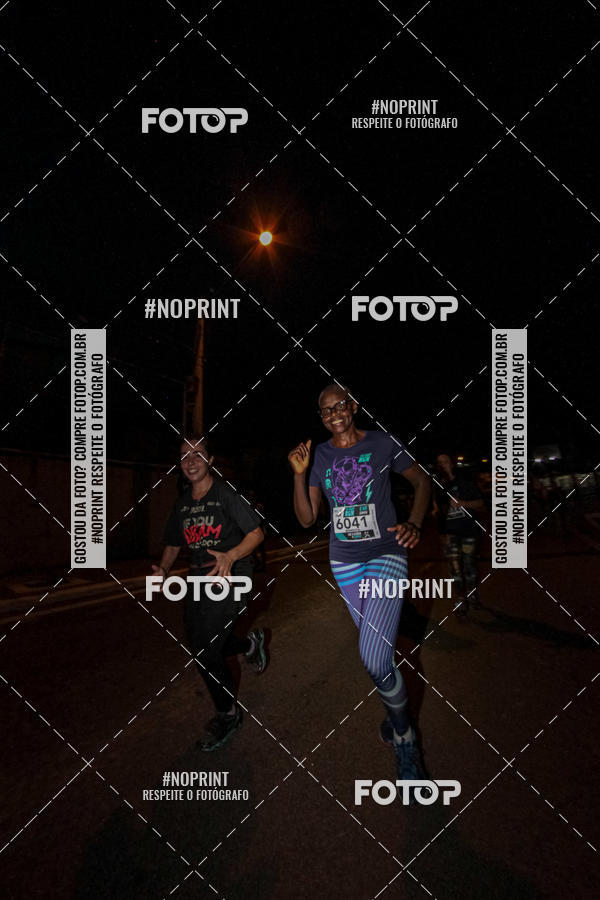 Buy your photos of the eventItu Night Run on Fotop