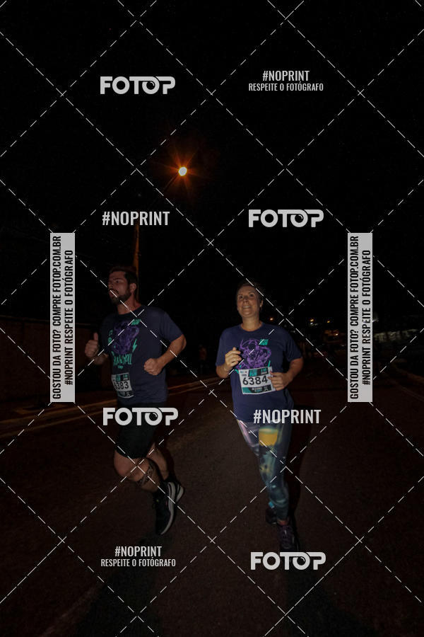 Buy your photos of the eventItu Night Run on Fotop