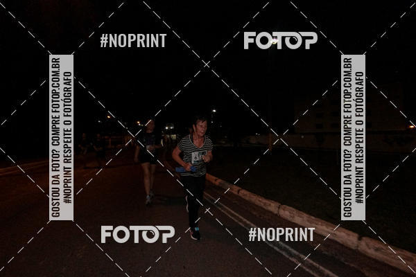 Buy your photos of the eventItu Night Run on Fotop