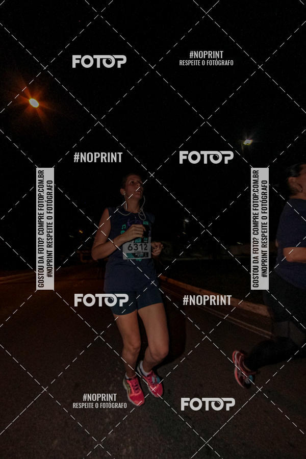 Buy your photos of the eventItu Night Run on Fotop