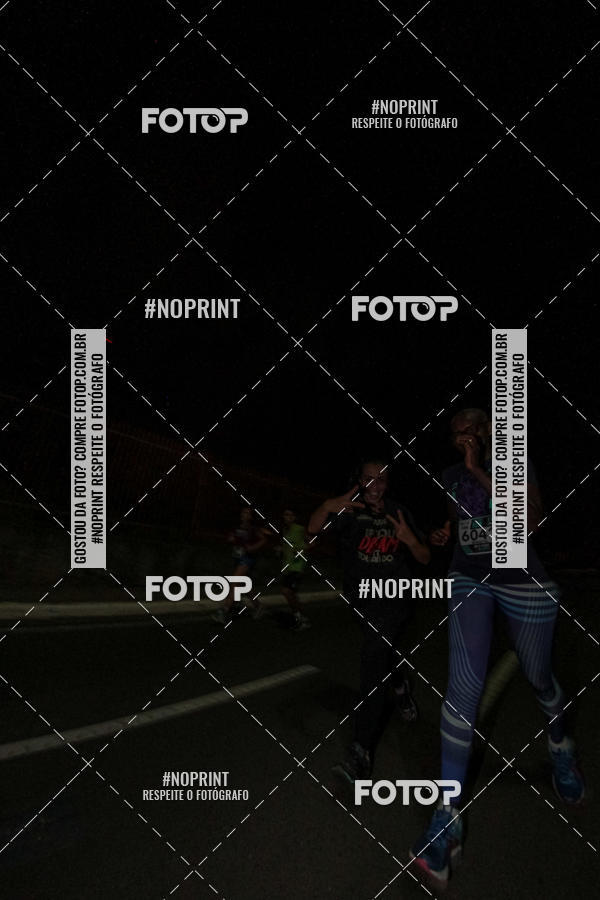 Buy your photos of the eventItu Night Run on Fotop