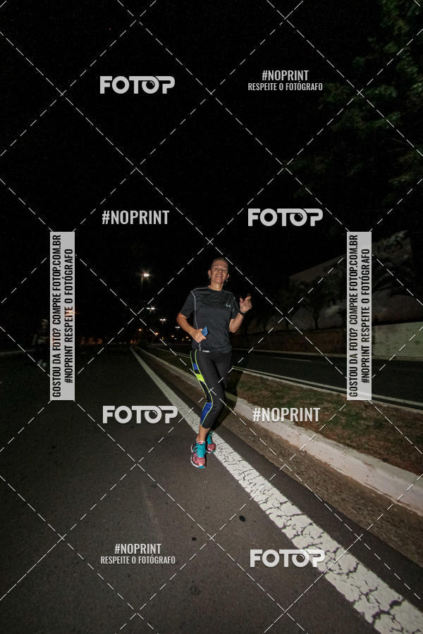 Buy your photos of the eventItu Night Run on Fotop
