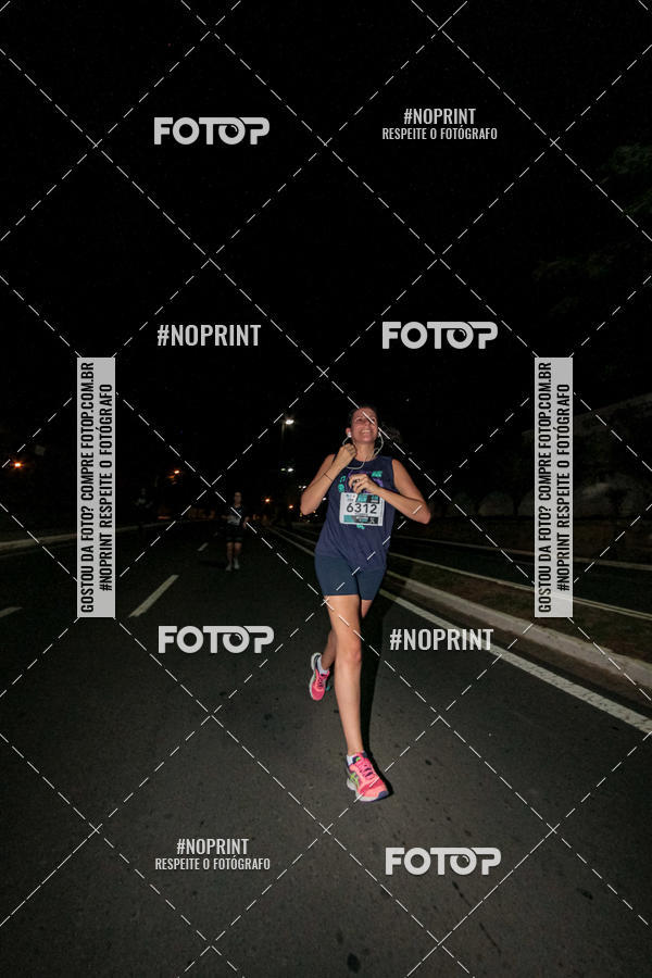 Buy your photos of the eventItu Night Run on Fotop
