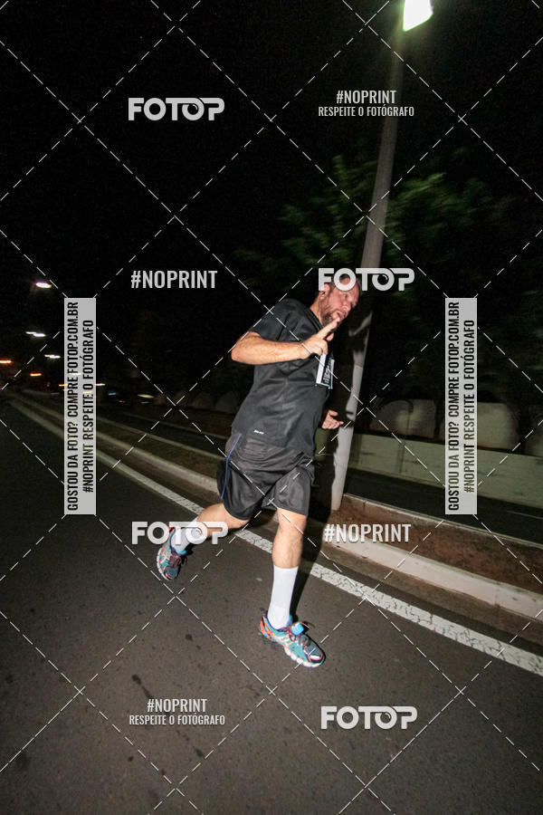 Buy your photos of the eventItu Night Run on Fotop