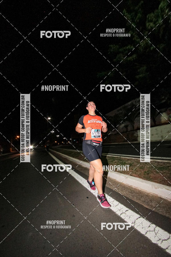 Buy your photos of the eventItu Night Run on Fotop