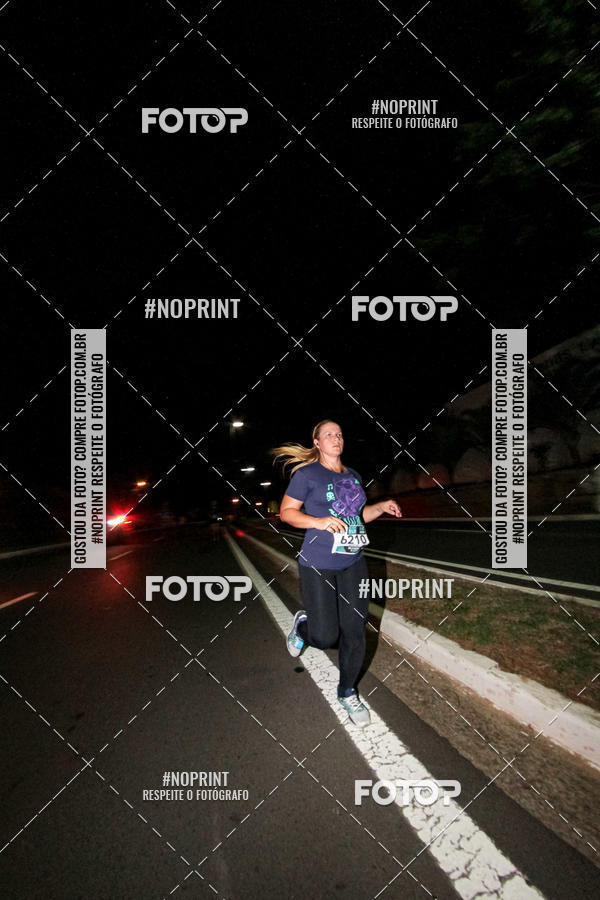 Buy your photos of the eventItu Night Run on Fotop