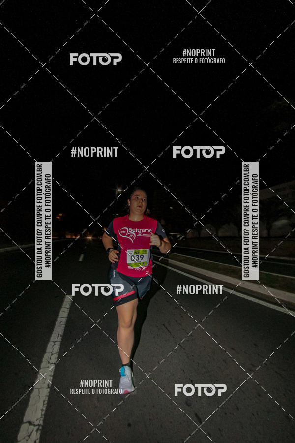 Buy your photos of the eventItu Night Run on Fotop