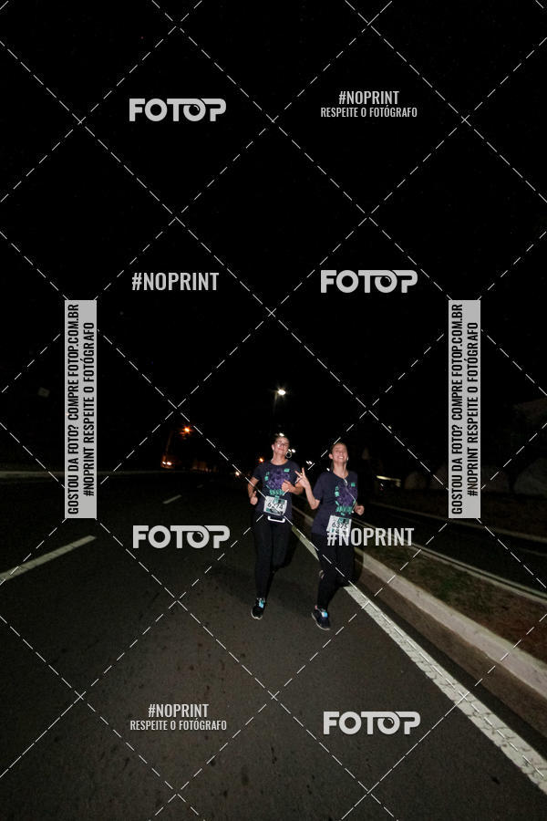 Buy your photos of the eventItu Night Run on Fotop
