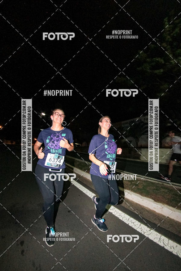 Buy your photos of the eventItu Night Run on Fotop