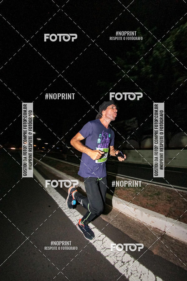 Buy your photos of the eventItu Night Run on Fotop