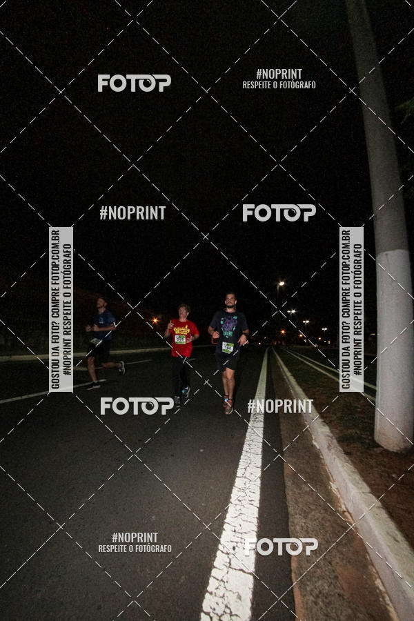 Buy your photos of the eventItu Night Run on Fotop