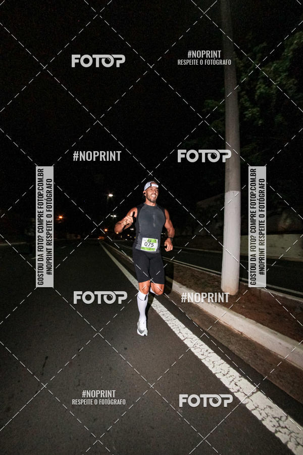 Buy your photos of the eventItu Night Run on Fotop
