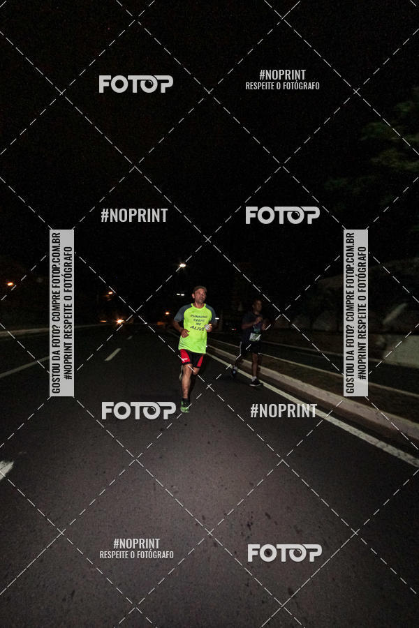 Buy your photos of the eventItu Night Run on Fotop