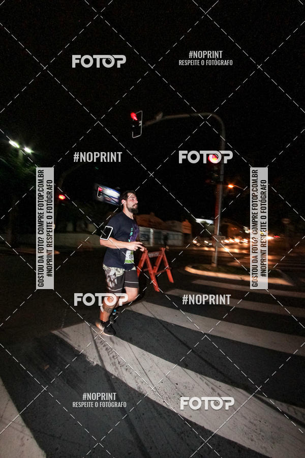 Buy your photos of the eventItu Night Run on Fotop