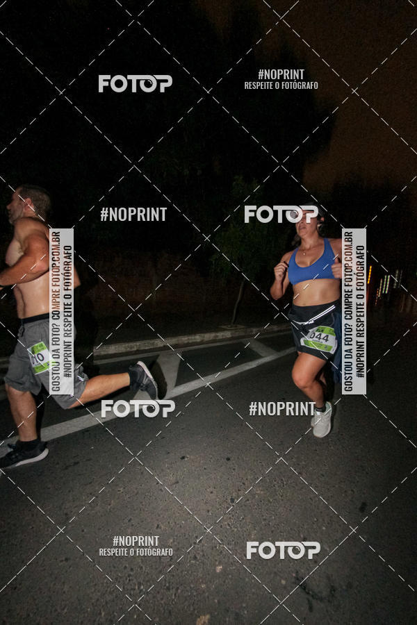 Buy your photos of the eventItu Night Run on Fotop