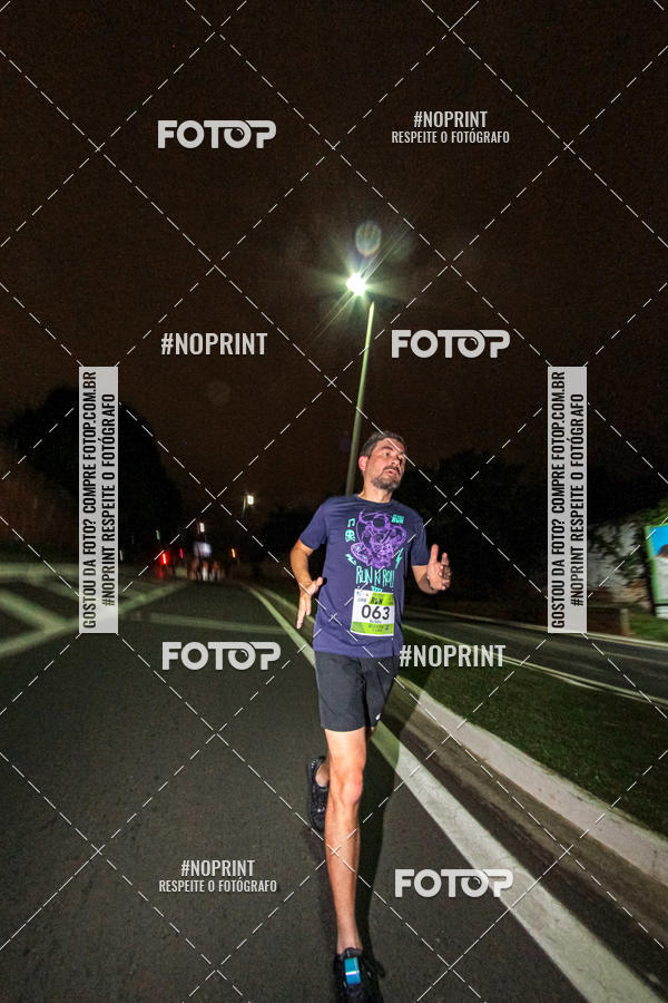 Buy your photos of the eventItu Night Run on Fotop
