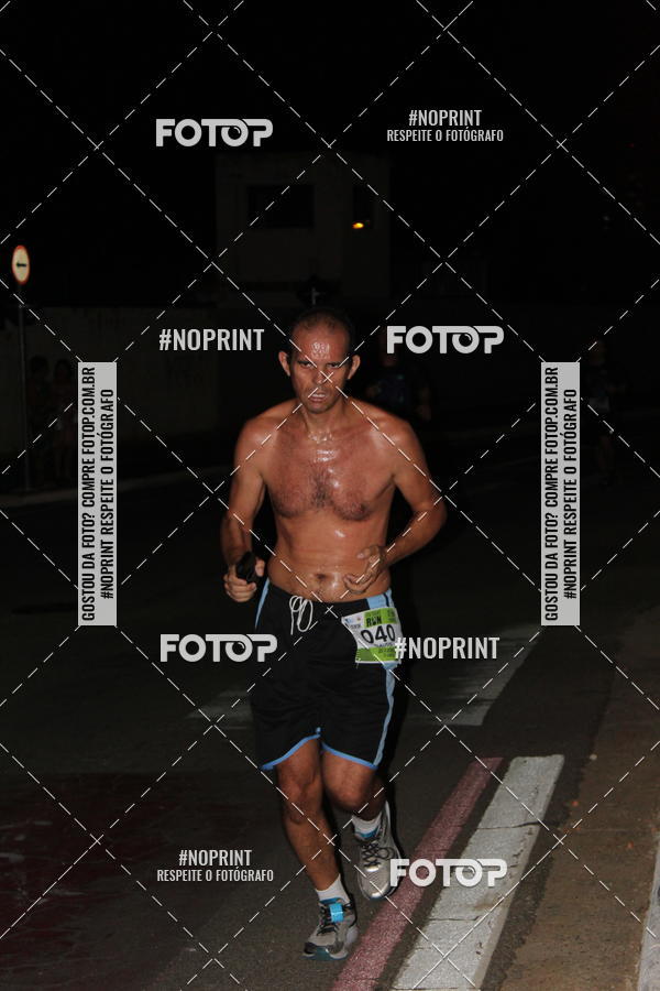 Buy your photos of the eventItu Night Run on Fotop