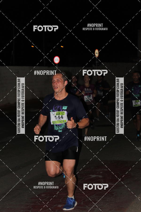 Buy your photos of the eventItu Night Run on Fotop