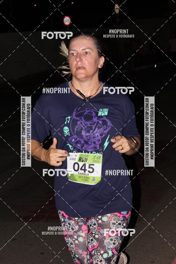 Buy your photos of the eventItu Night Run on Fotop